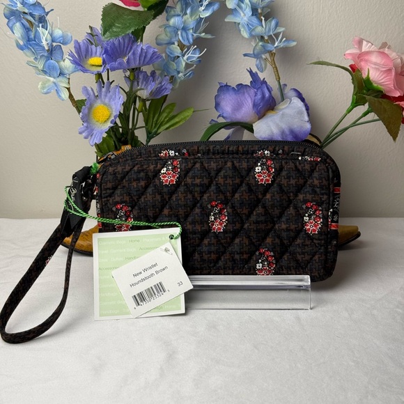Vera Bradley Handbags - NWT Vera Bradley Houndstooth Brown Wristlet Wallet Retired LAST ONE!
